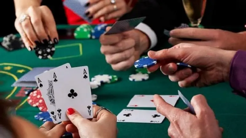 Cách đọc bài Poker cần được rèn luyện thành kỹ năng